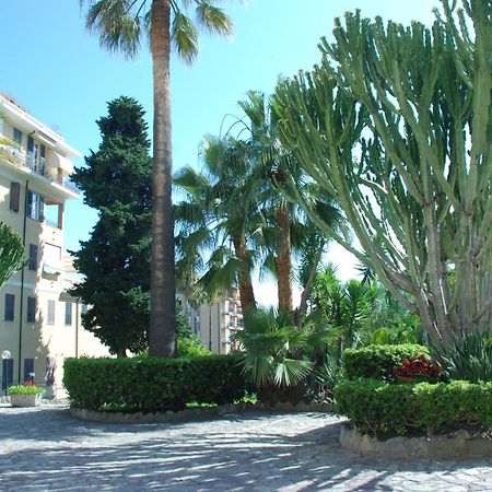 Appartement Giardino Del Mare à Bordighera Extérieur photo