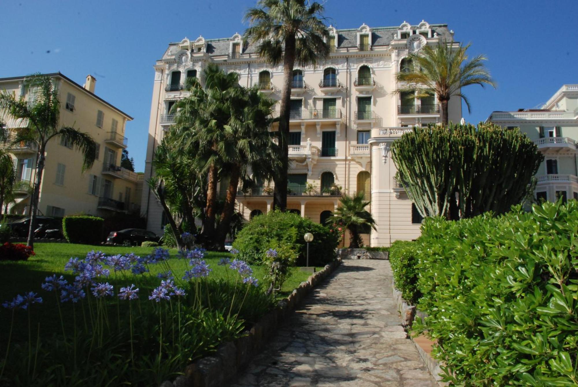 Appartement Giardino Del Mare à Bordighera Extérieur photo